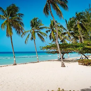 Hotel Coconut Court
